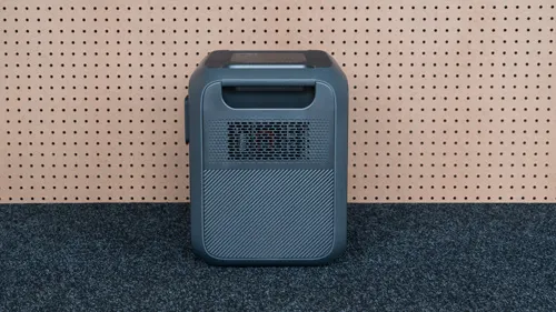 BLUETTI AC200L: right side