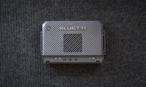 BLUETTI Charger 2: cover off